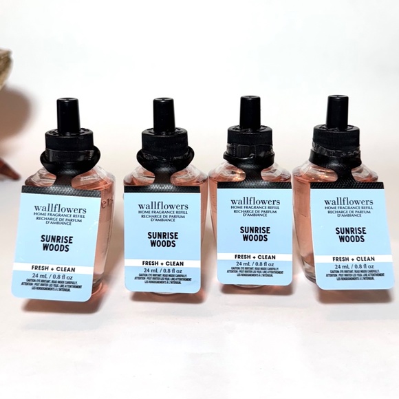 SUNRISE WOODS Wallflowers - Picture 1 of 2